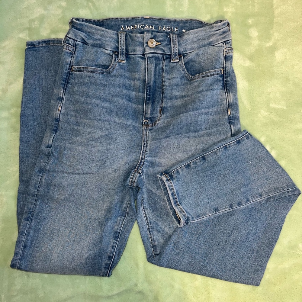 American Eagle Medium Wash Skinny Jeans